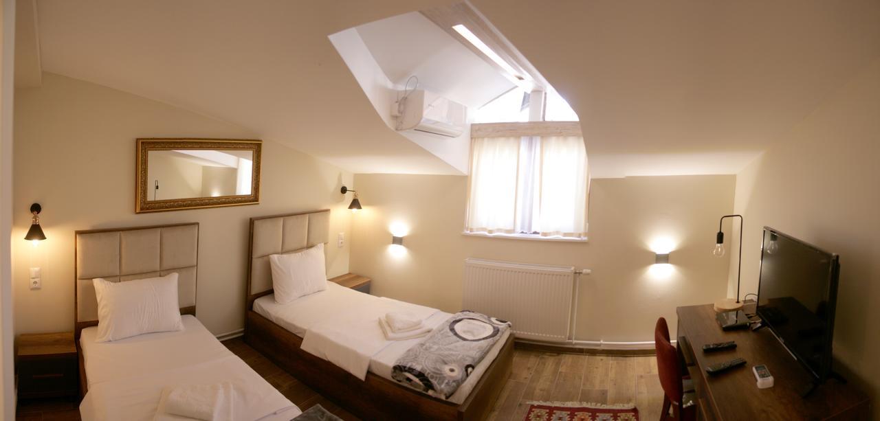 Saray Hotel Prizren Kültér fotó