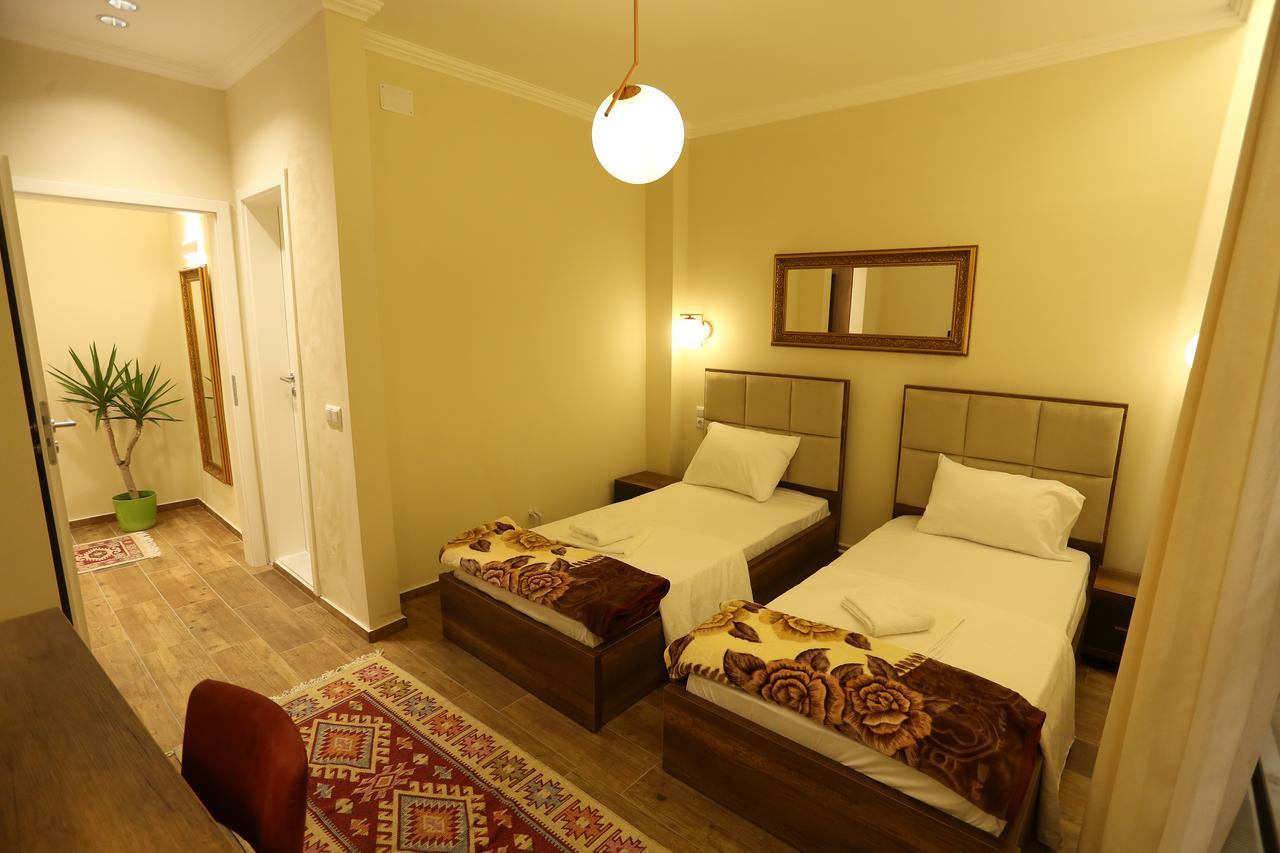 Saray Hotel Prizren Kültér fotó