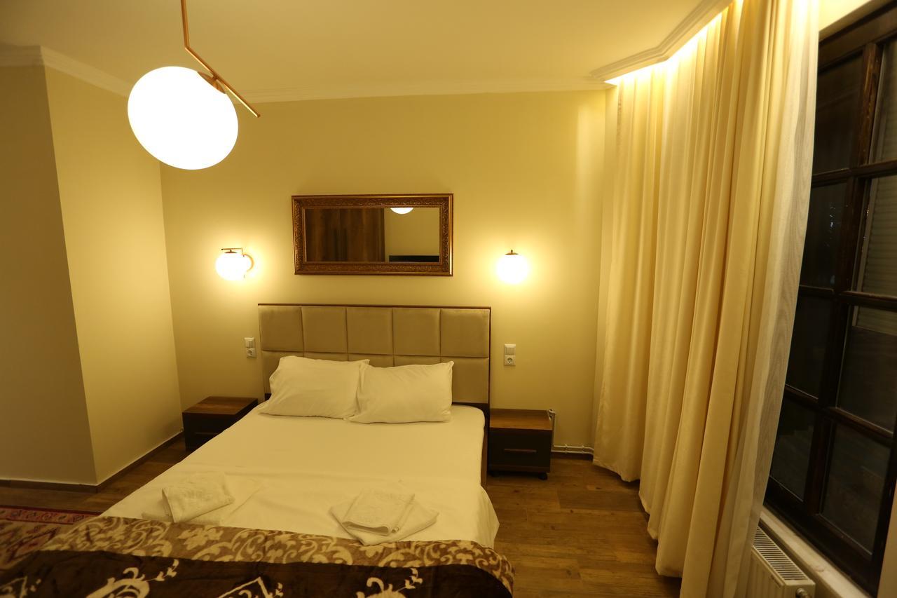 Saray Hotel Prizren Kültér fotó